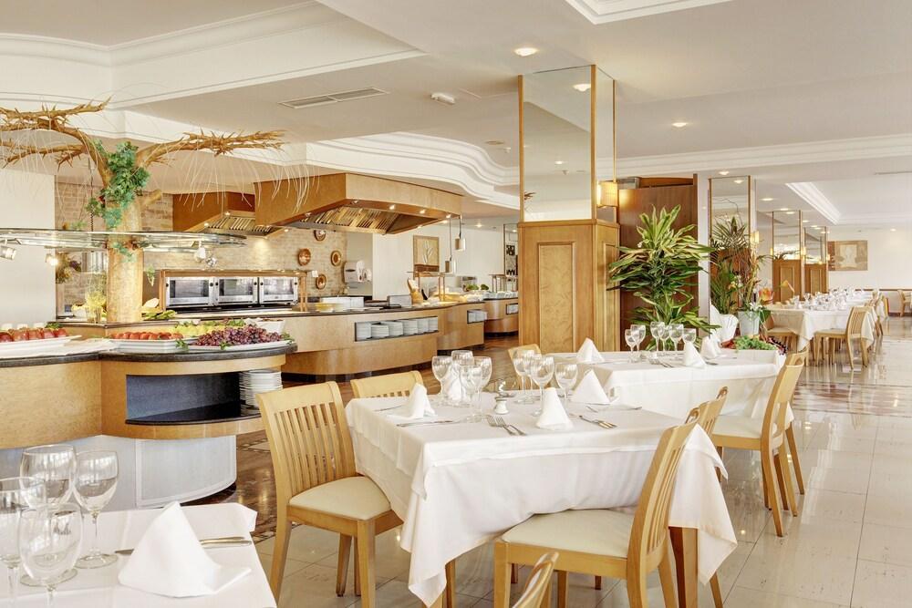 Apart-hotel Grupotel Natura Playa